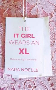 it girl wears, nara noelle
