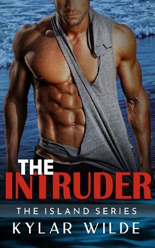 The Intruder by Kylar Wilde (ePUB) - The eBook Hunter